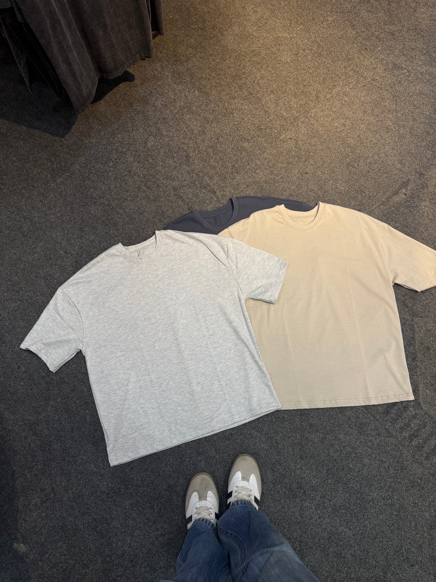 Plain T-shirt in different color