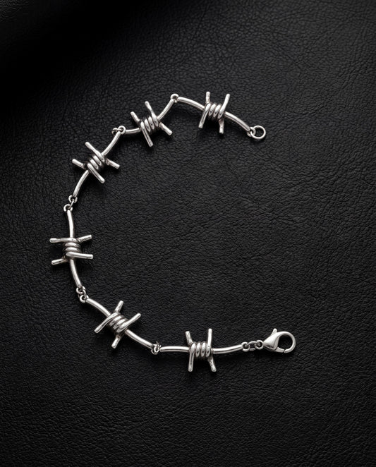 Wire necklace and bracelet
