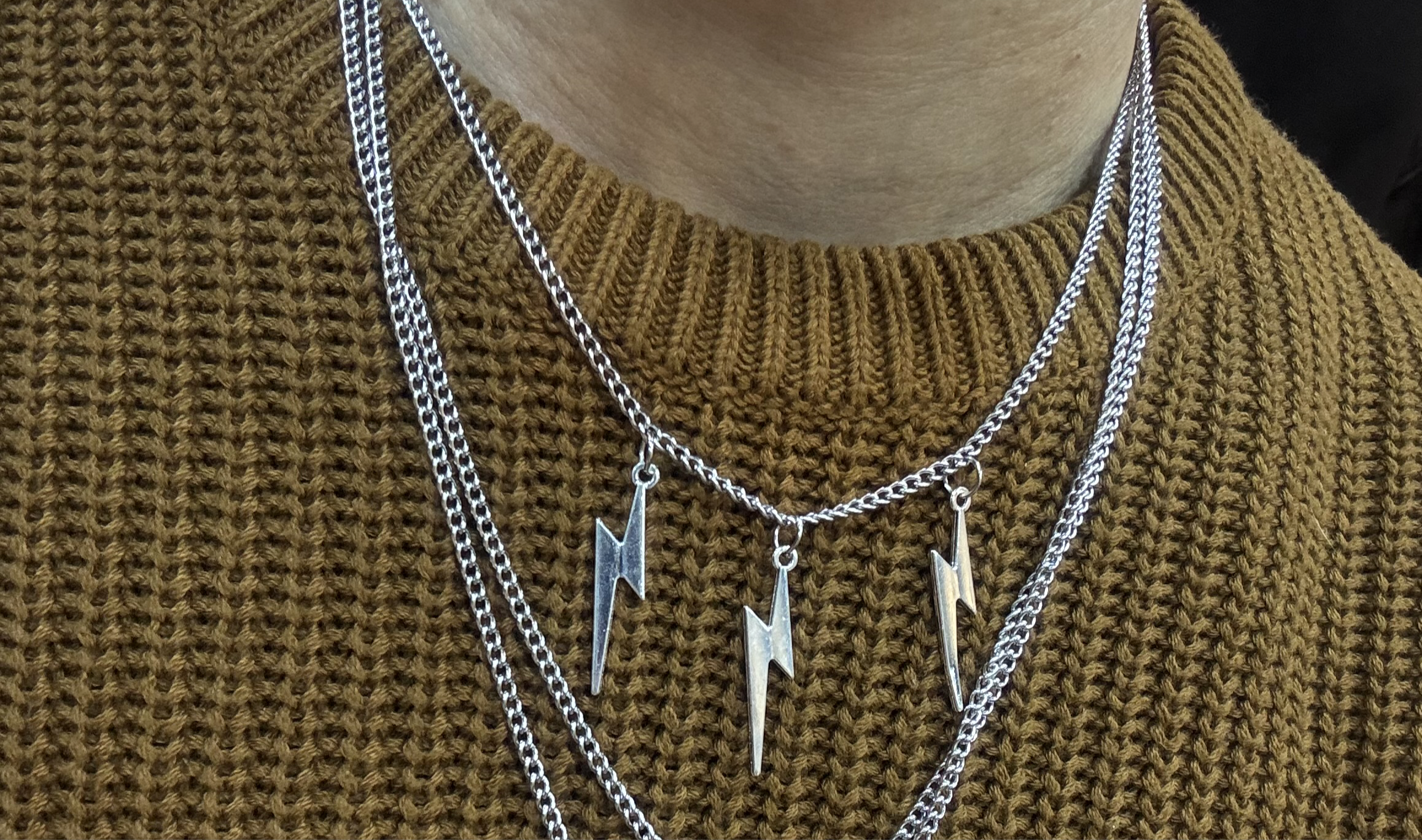 ⚡️ neck