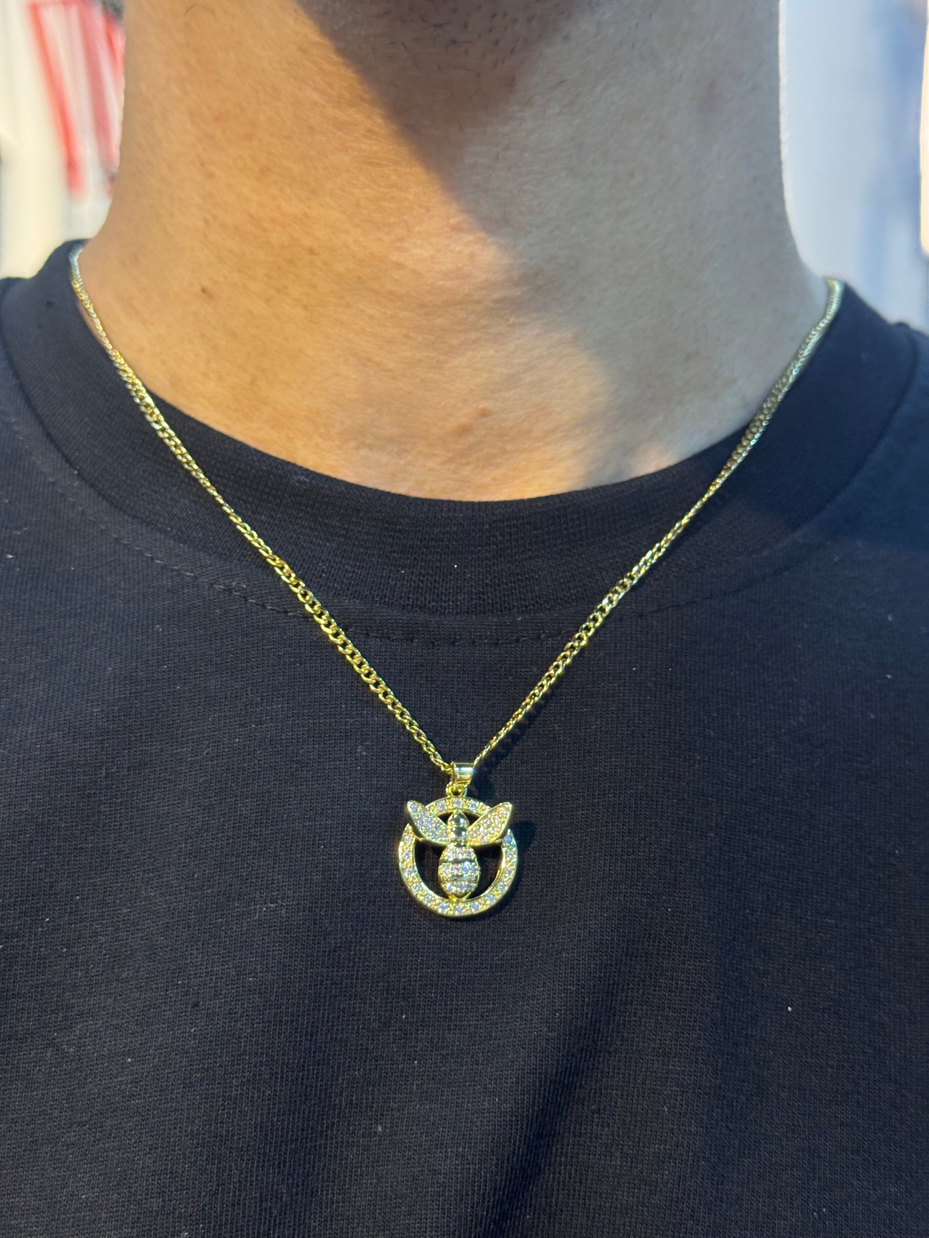 Bee 🐝 gold necklace