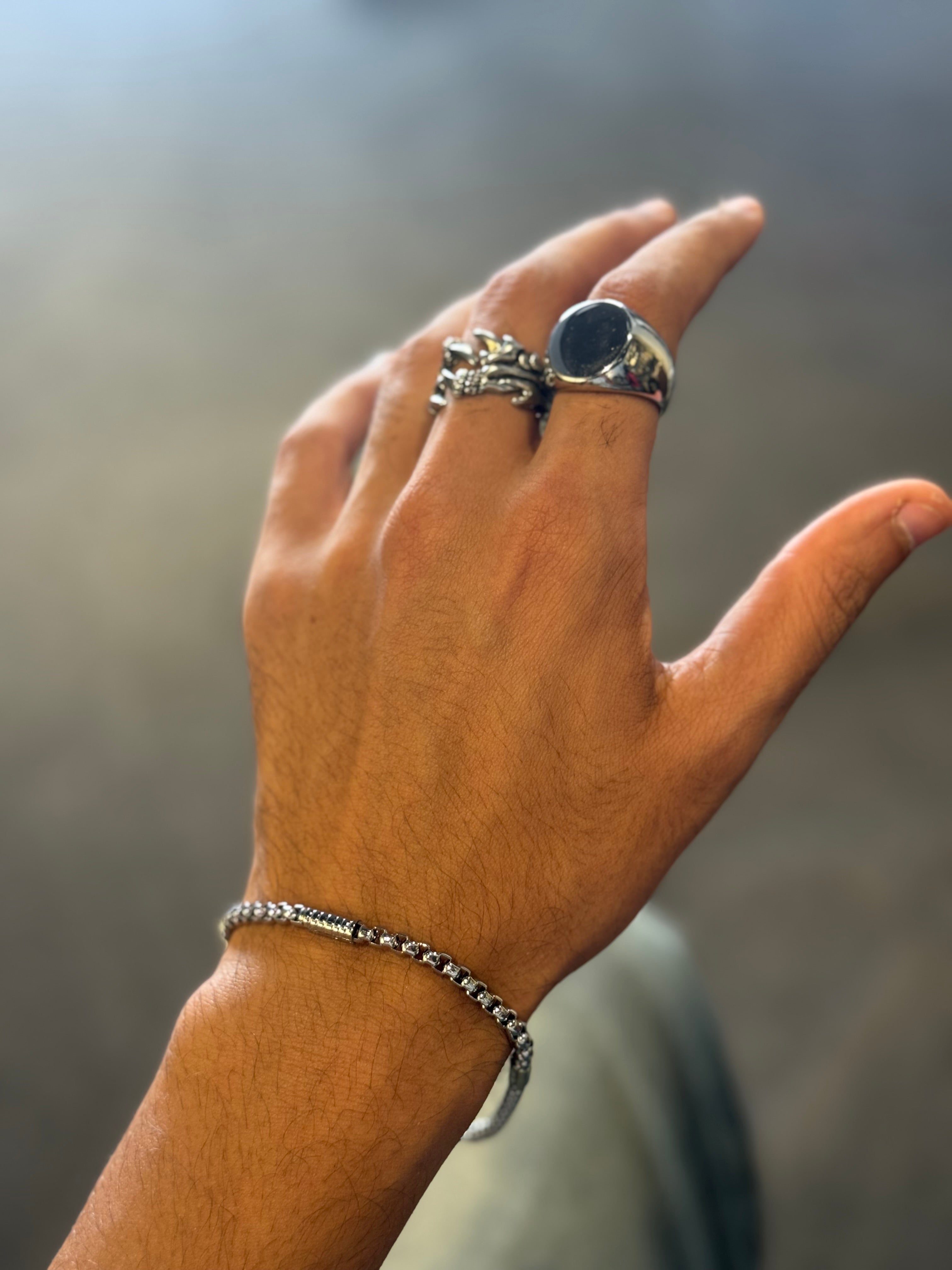 Ve stainless bracelet