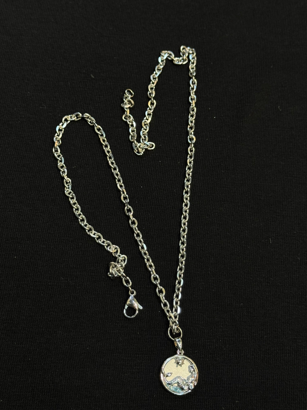 A mermaid necklace