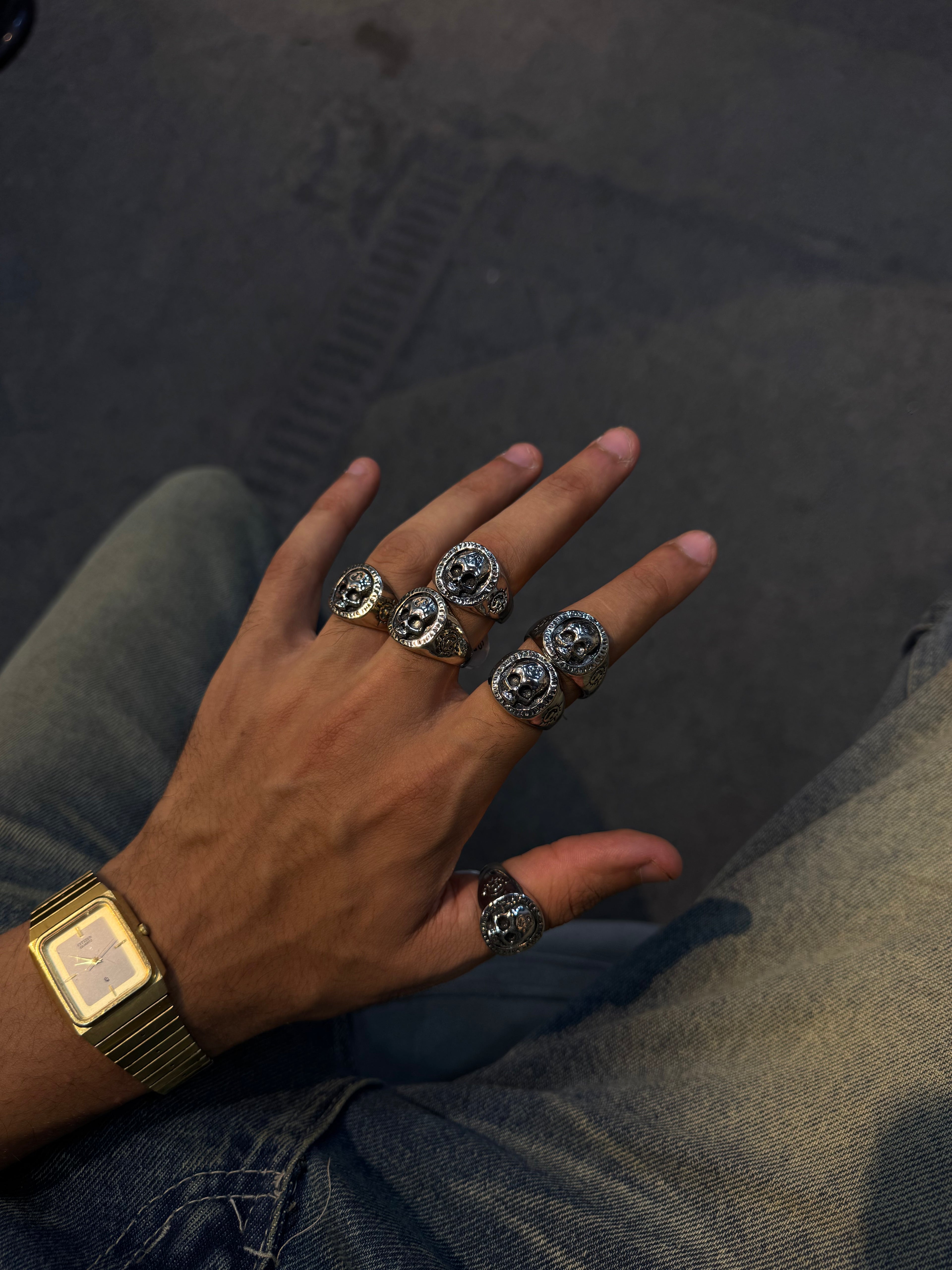 Skull ring
