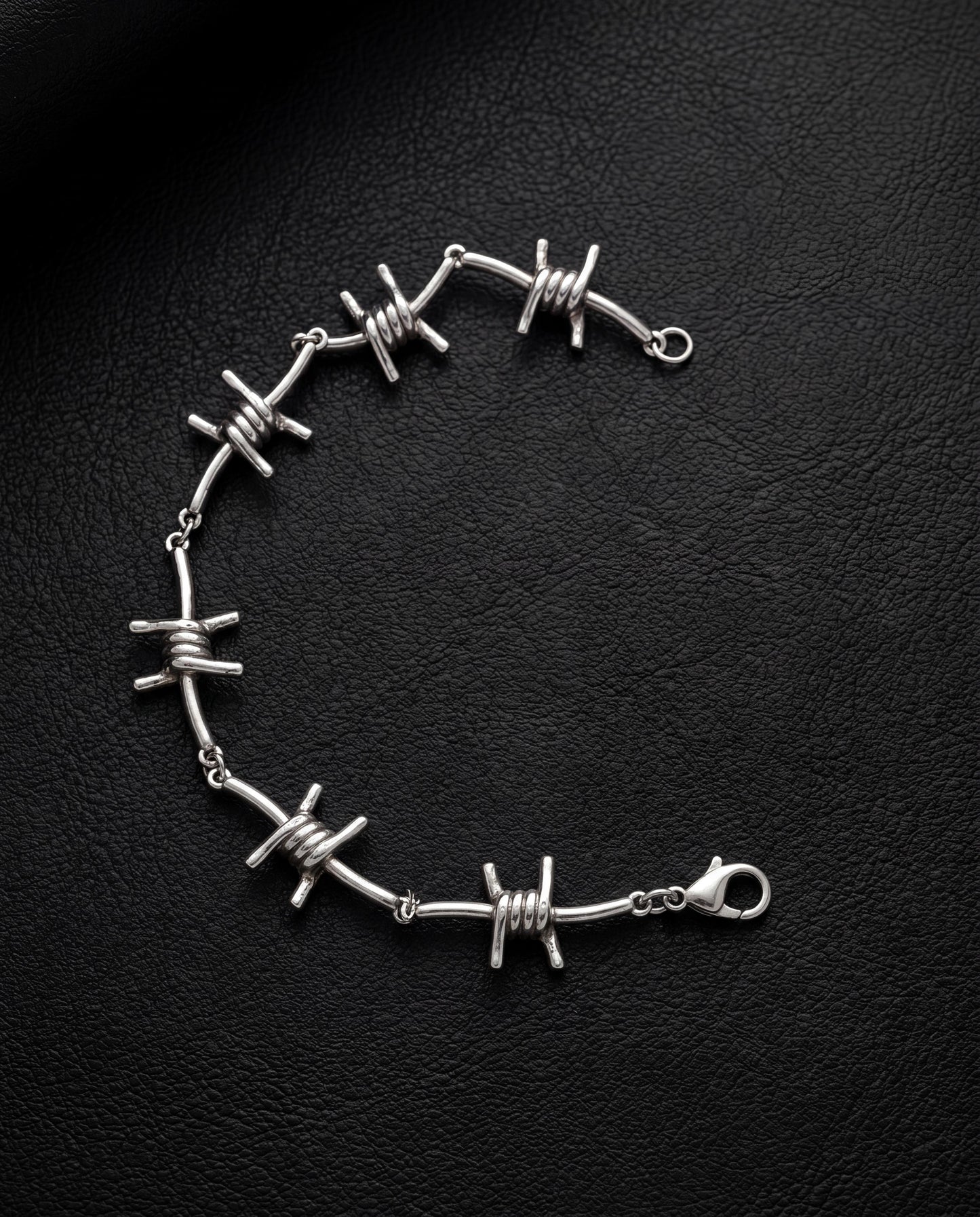 Wire necklace and bracelet