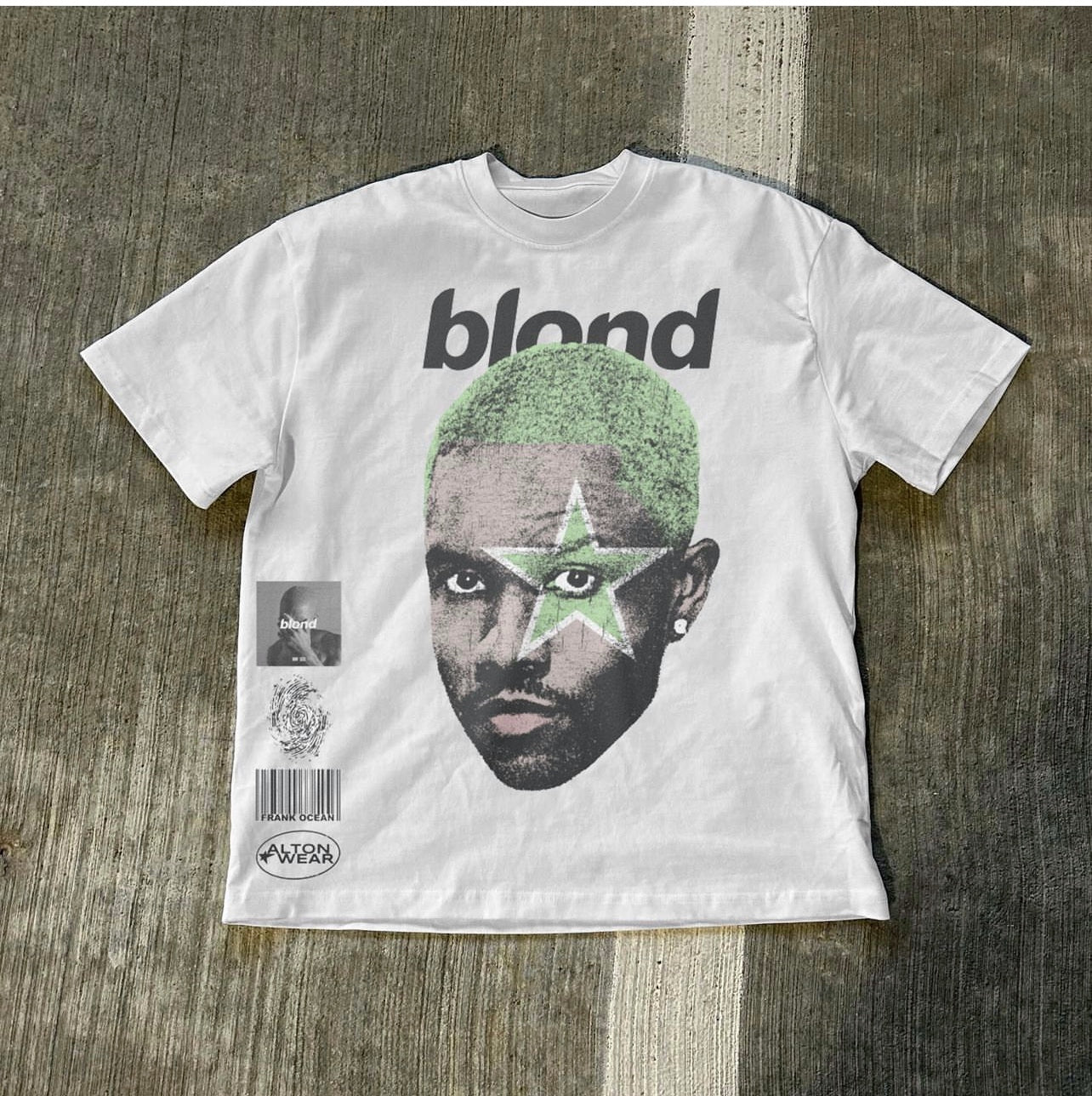 Blond T-shirt