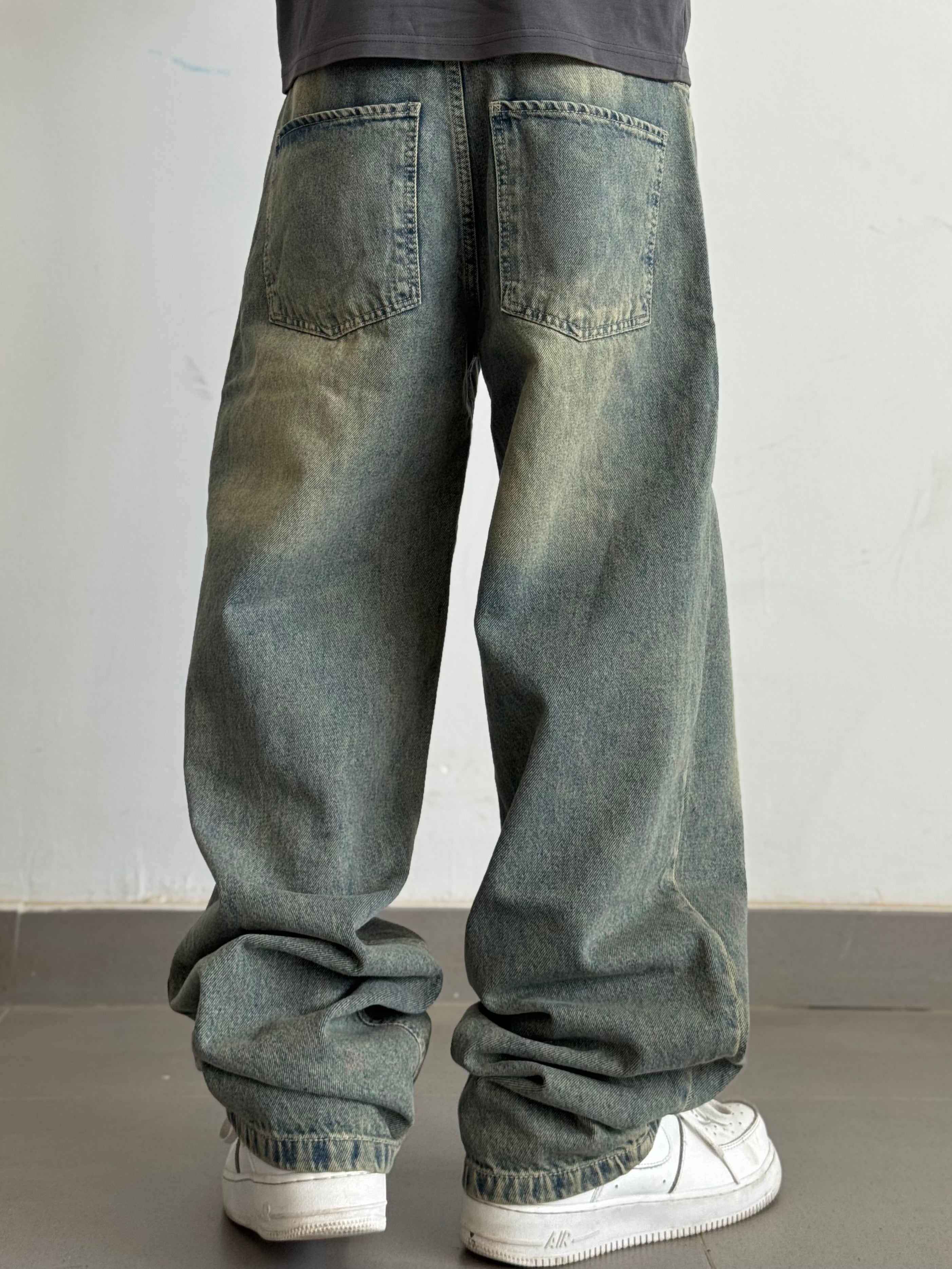 Vintage baggie jeans ( Limited edition)