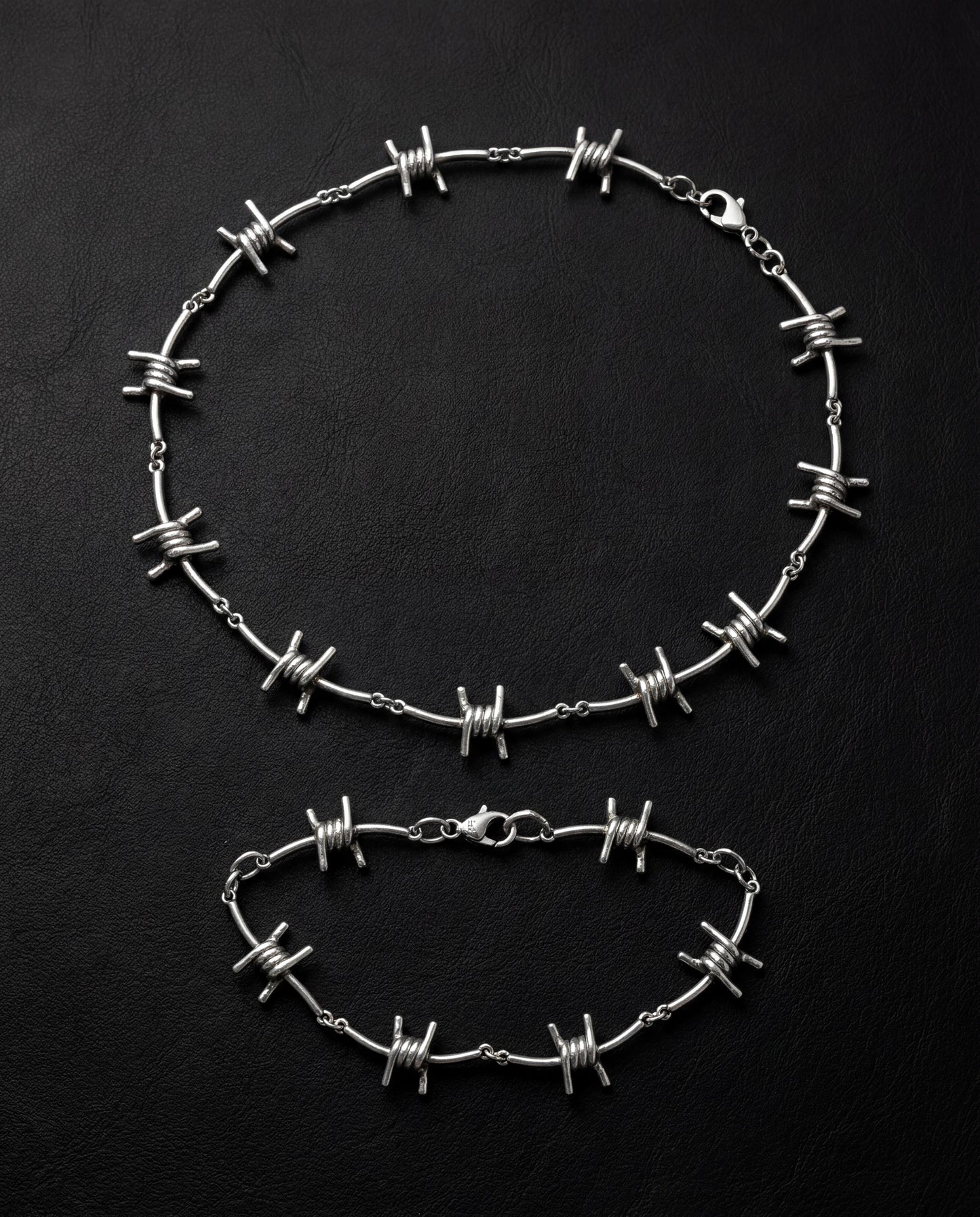 Wire necklace and bracelet