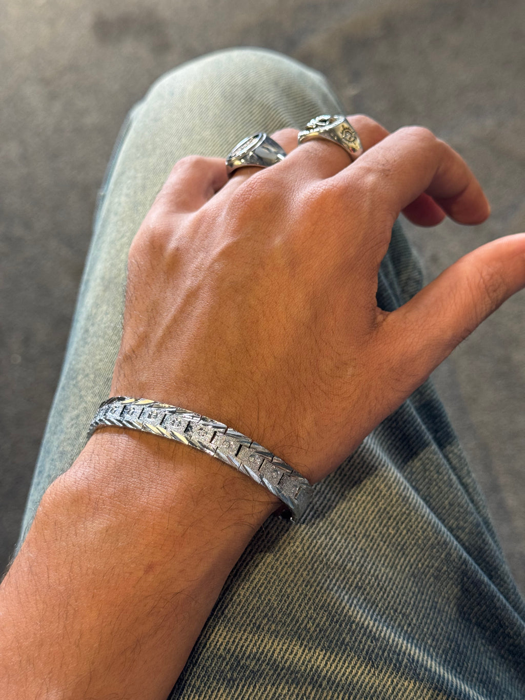 Belt bracelet