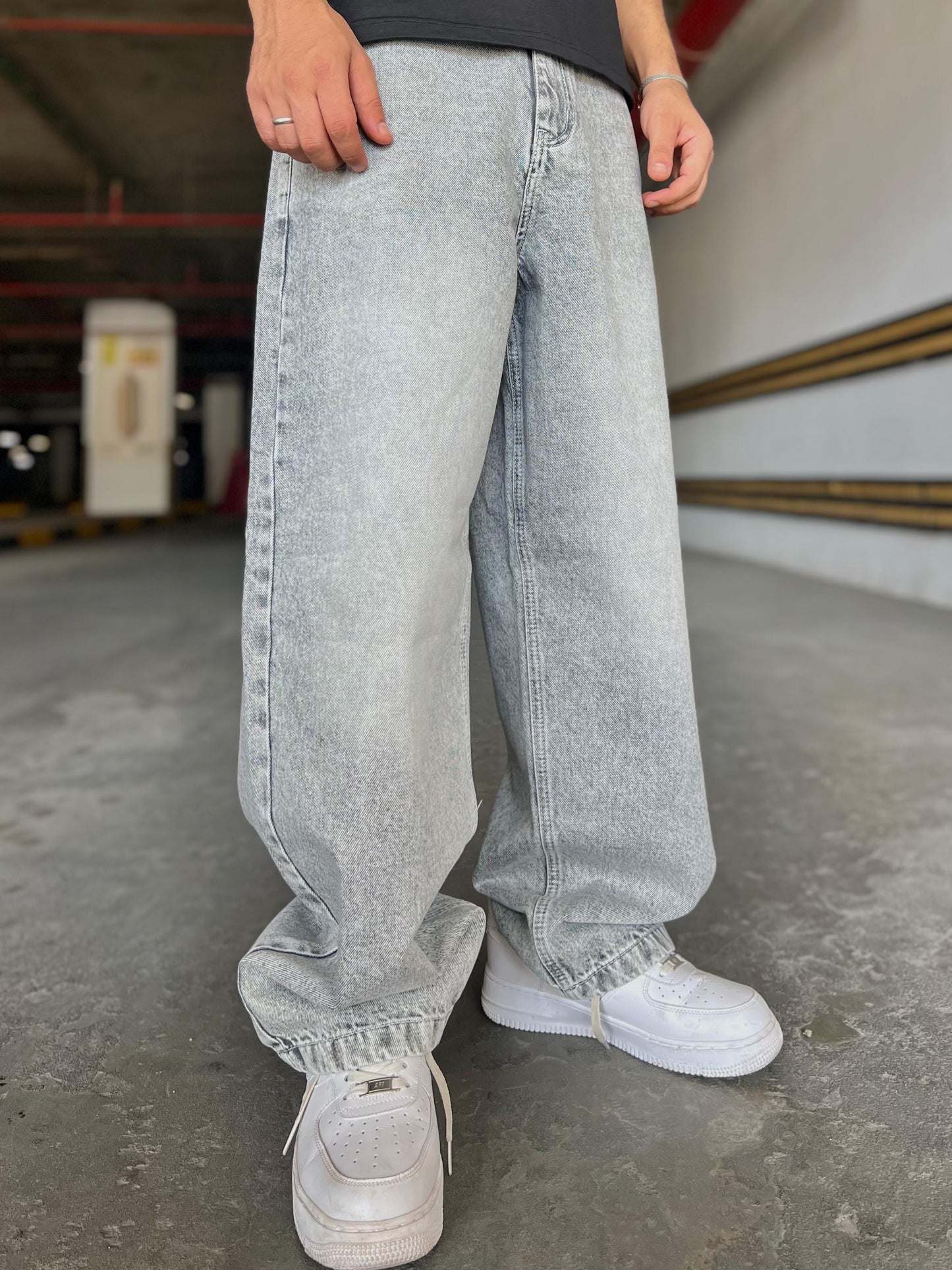 Light gray baggie jeans (limited edition)